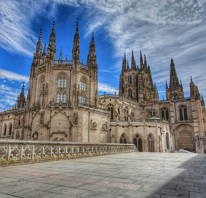 Paseo por Zaragoza y su hermosa Basílica del Pilar